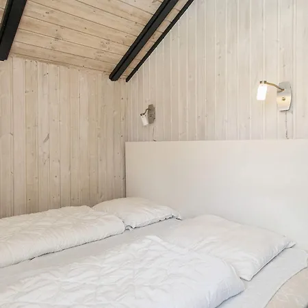 Tranquil Retreat Skovmose - By Traum