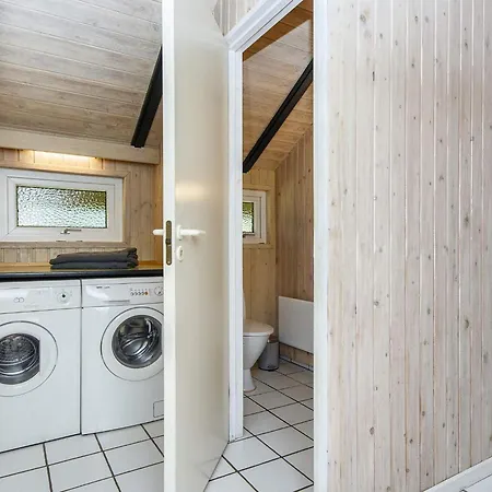 Tranquil Retreat Skovmose - By Traum *